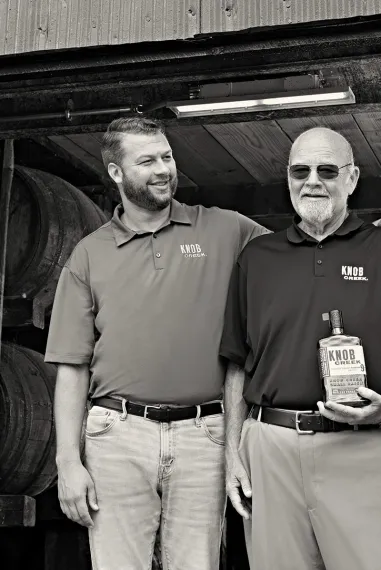 freddie noe bottle distillery family whiskey knob creek