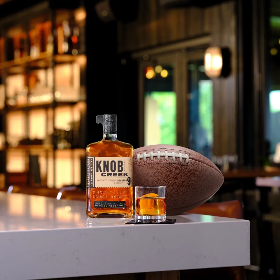 KnobCreek BoldPicks 9yr Old Fashioned Bar+Football