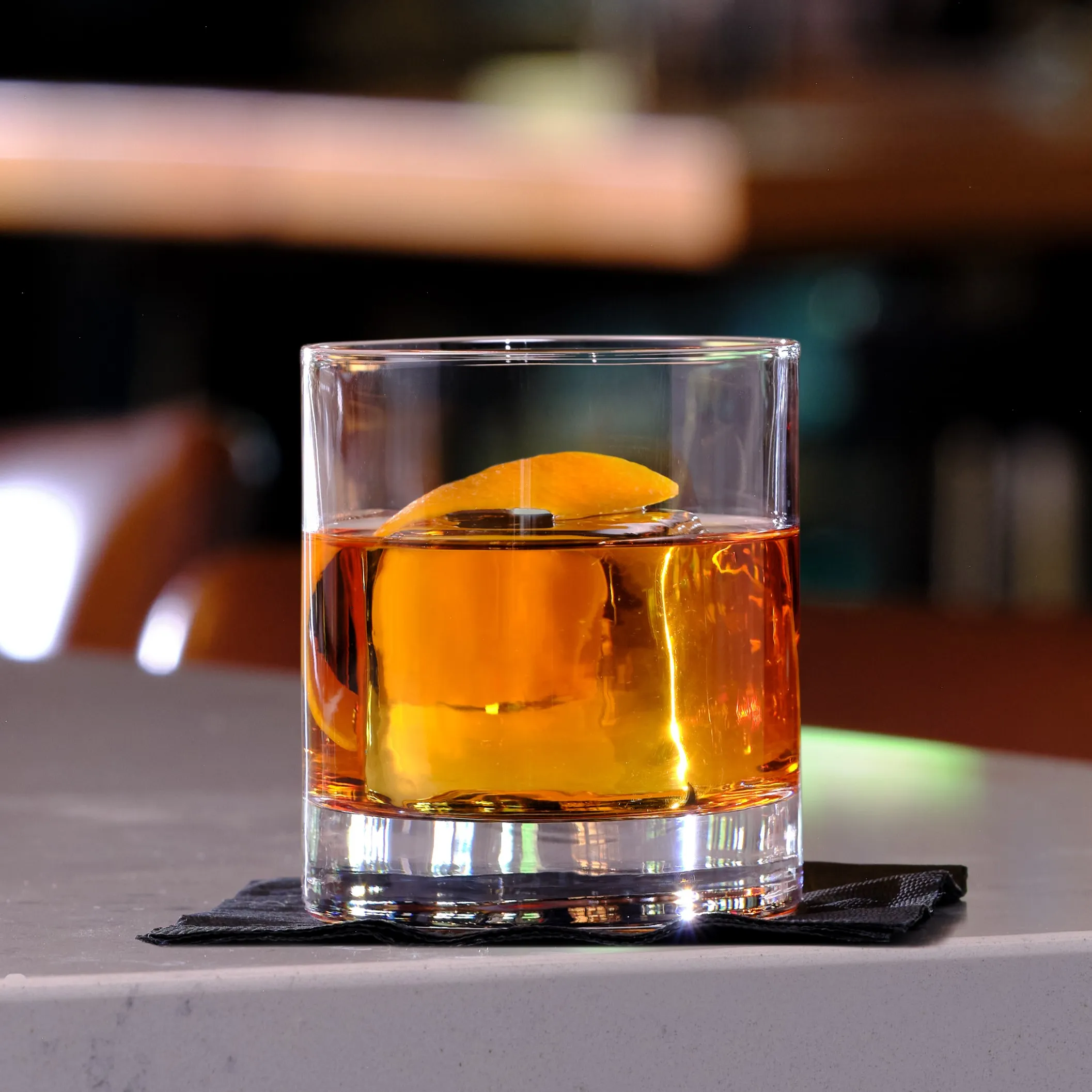 KnobCreek_BoldPicks_Old Fashioned_Bar
